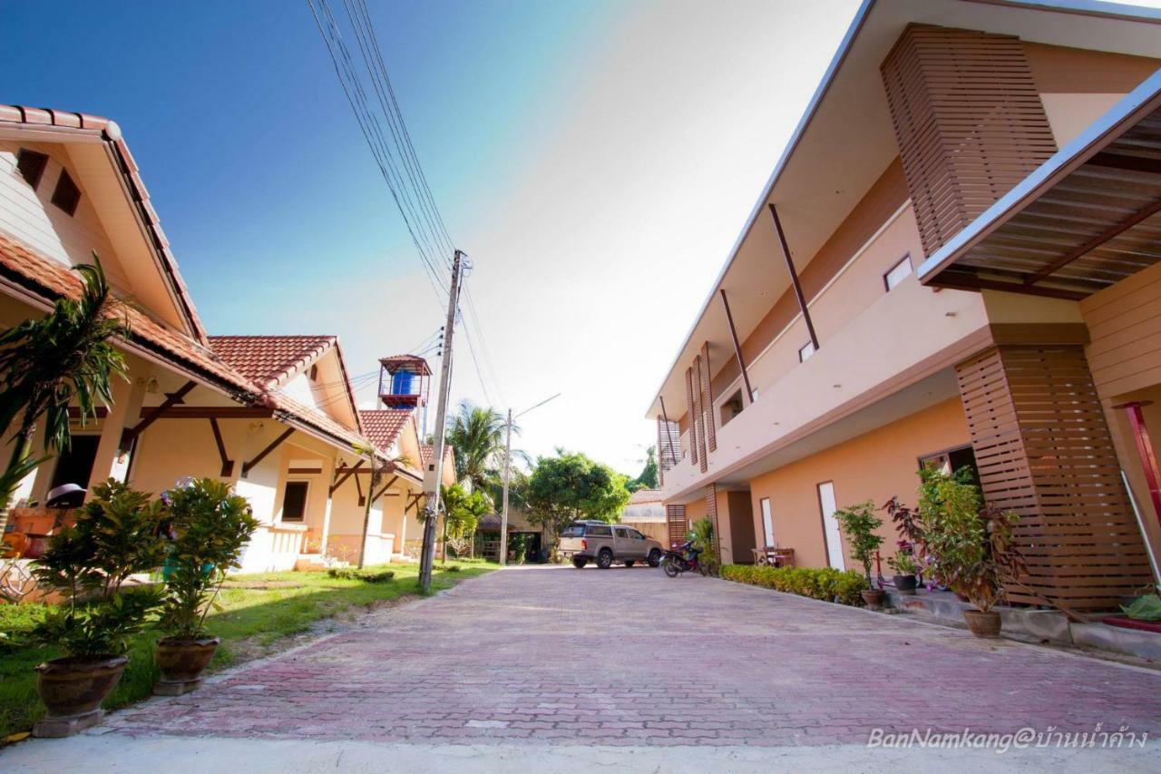 Bannamkang Hotel Nai Yang Beach Buitenkant foto