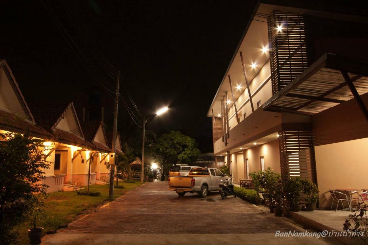 Bannamkang Hotel Nai Yang Beach Buitenkant foto